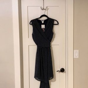 NWT Nursing wrap dress